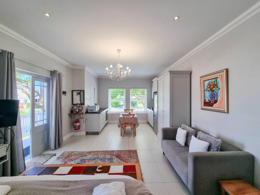 2 Bedroom Property for Sale in Westcliff Western Cape